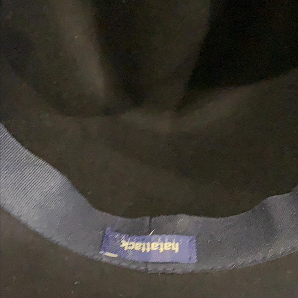Hat - Picture 3 of 3